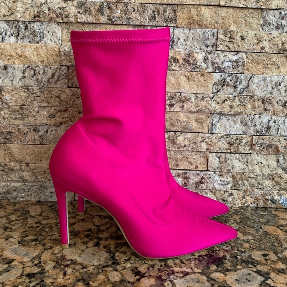 Stuart Weitzman suede ankle boots - Picture 6 of 11